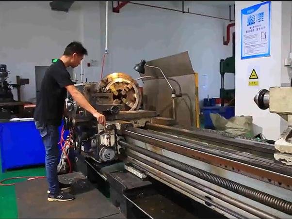 CUTTING MACHINE